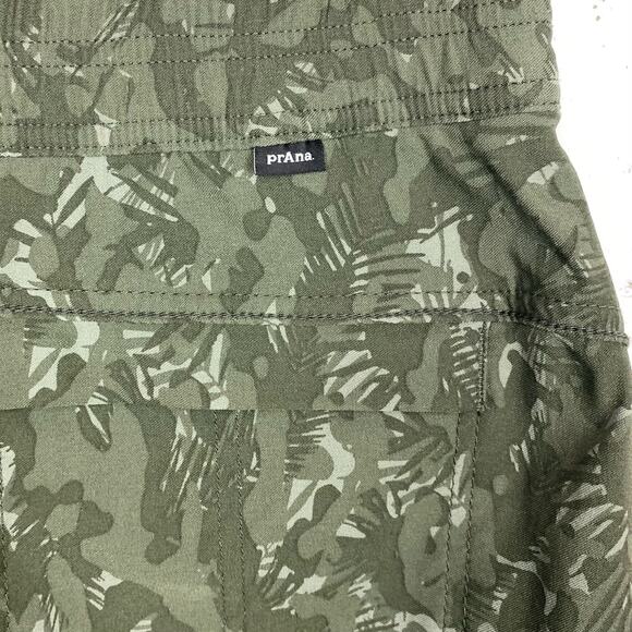 Prana Womens Halle E-Waist Skort II Evergreen Camo Recycled Nylon Stretch Size 8 - Picture 9 of 12